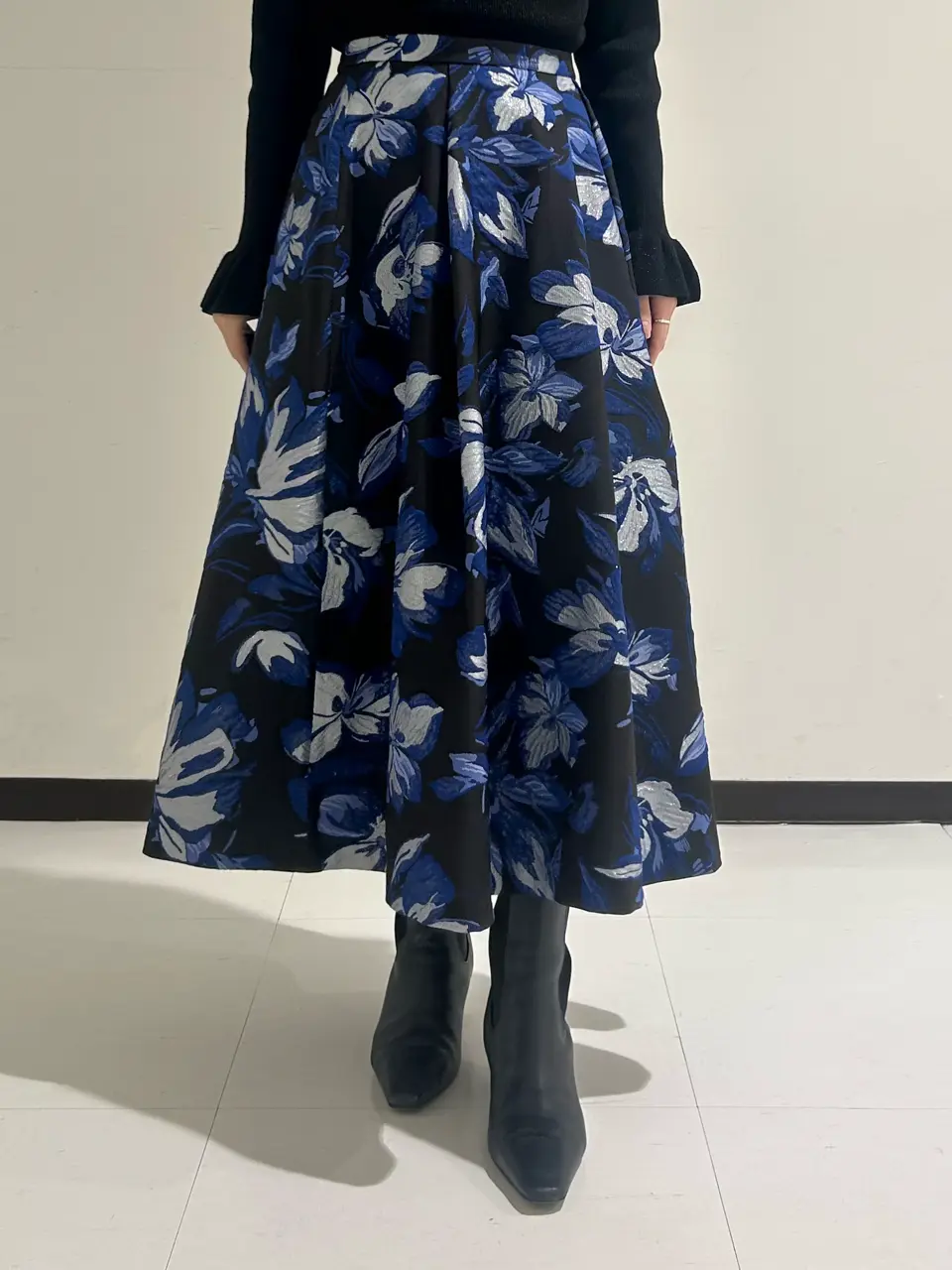 GRACE CONTINENTAL 狩野　珠季 コーディネート画像