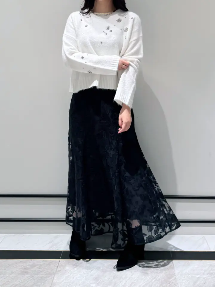 GRACE CONTINENTAL MOMOKO コーディネート画像