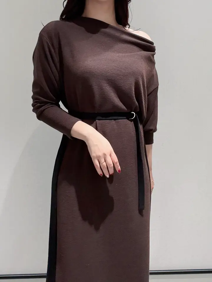 GRACE CONTINENTAL MOMOKO コーディネート画像