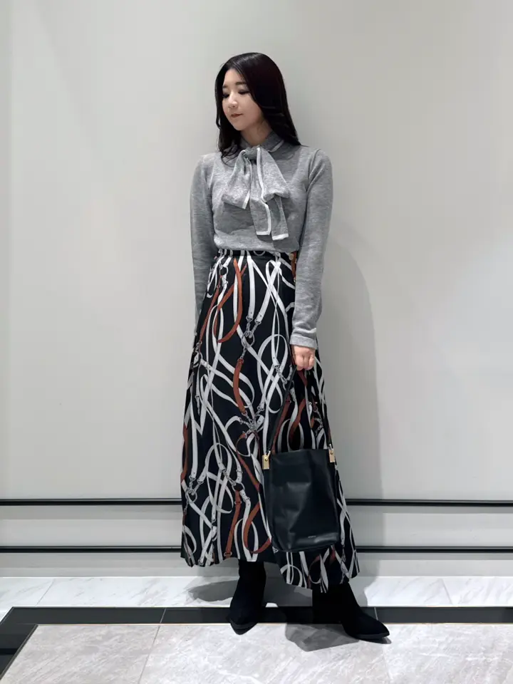 GRACE CONTINENTAL MOMOKO コーディネート画像