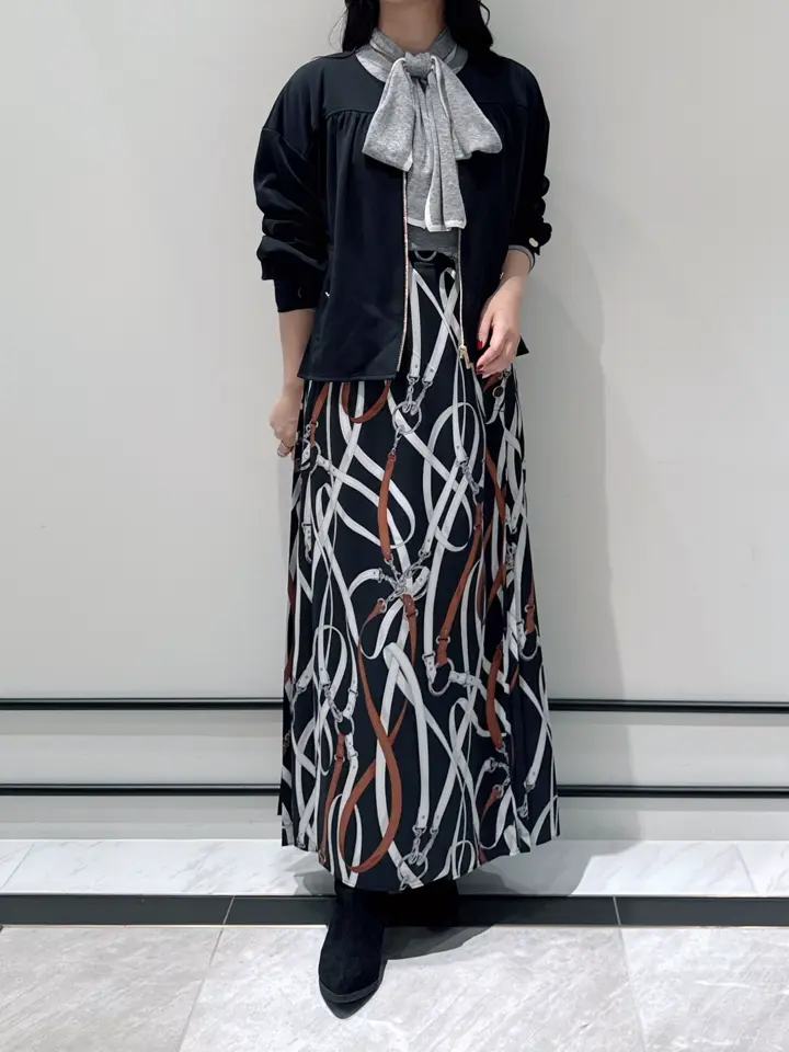 GRACE CONTINENTAL MOMOKO コーディネート画像