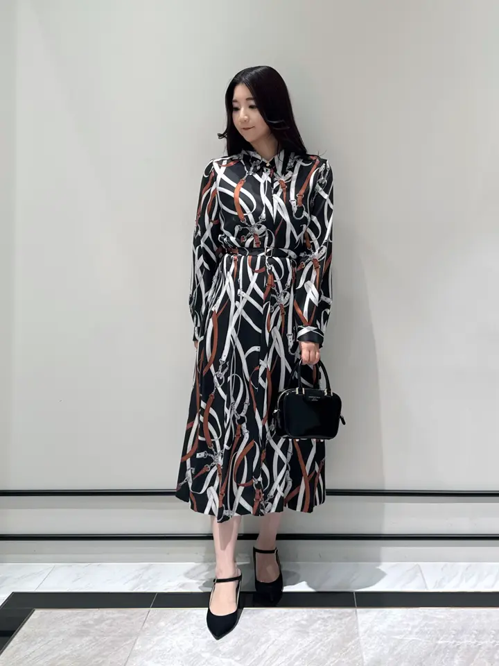 GRACE CONTINENTAL MOMOKO コーディネート画像