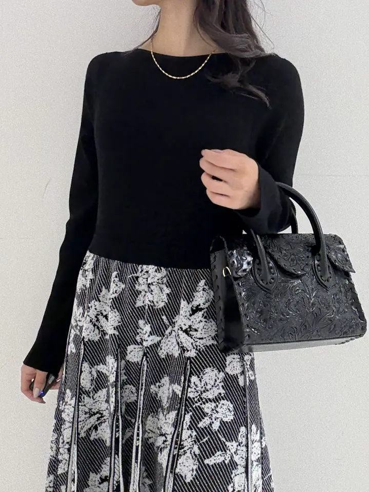 GRACE CONTINENTAL FUKUSHIMA YURIE コーディネート画像