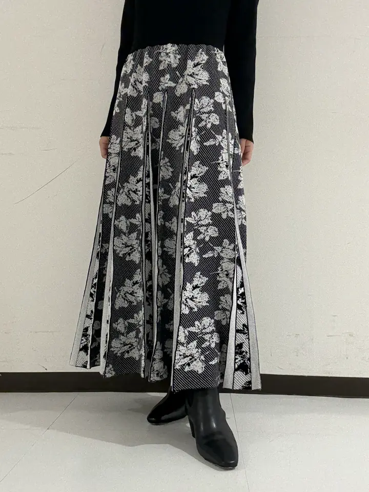 GRACE CONTINENTAL FUKUSHIMA YURIE コーディネート画像