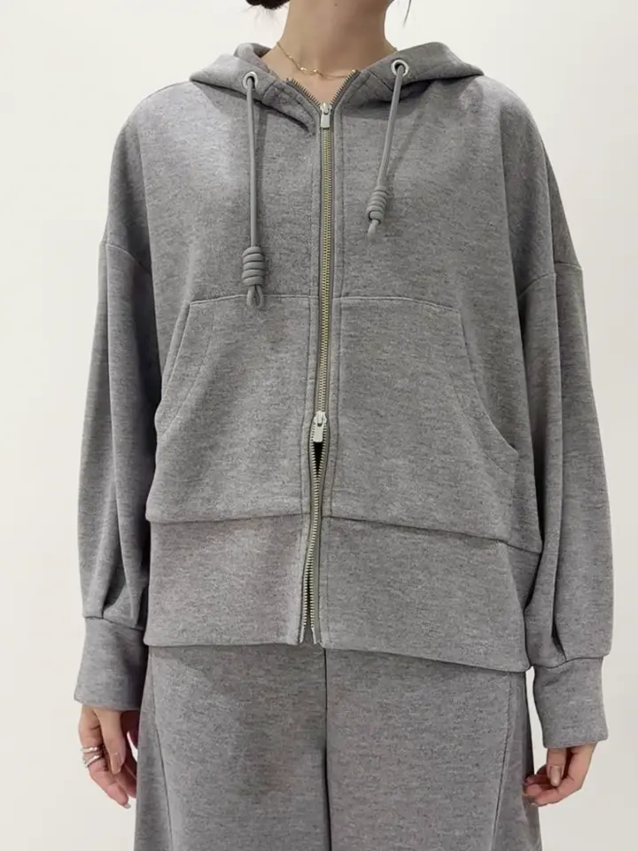 GRACE CONTINENTAL 遠藤　みずき コーディネート画像