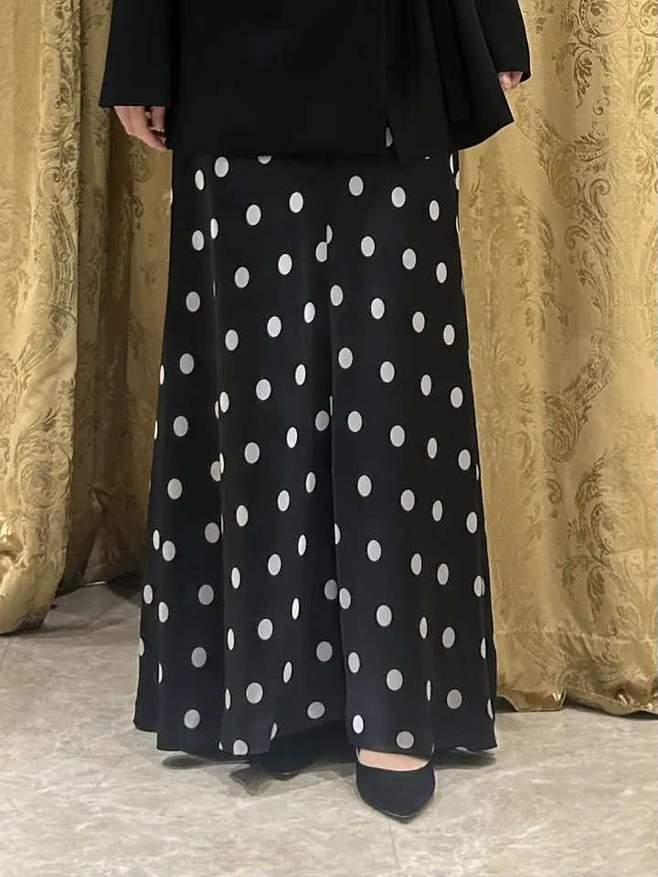 GRACE CONTINENTAL 狩野　珠季 コーディネート画像