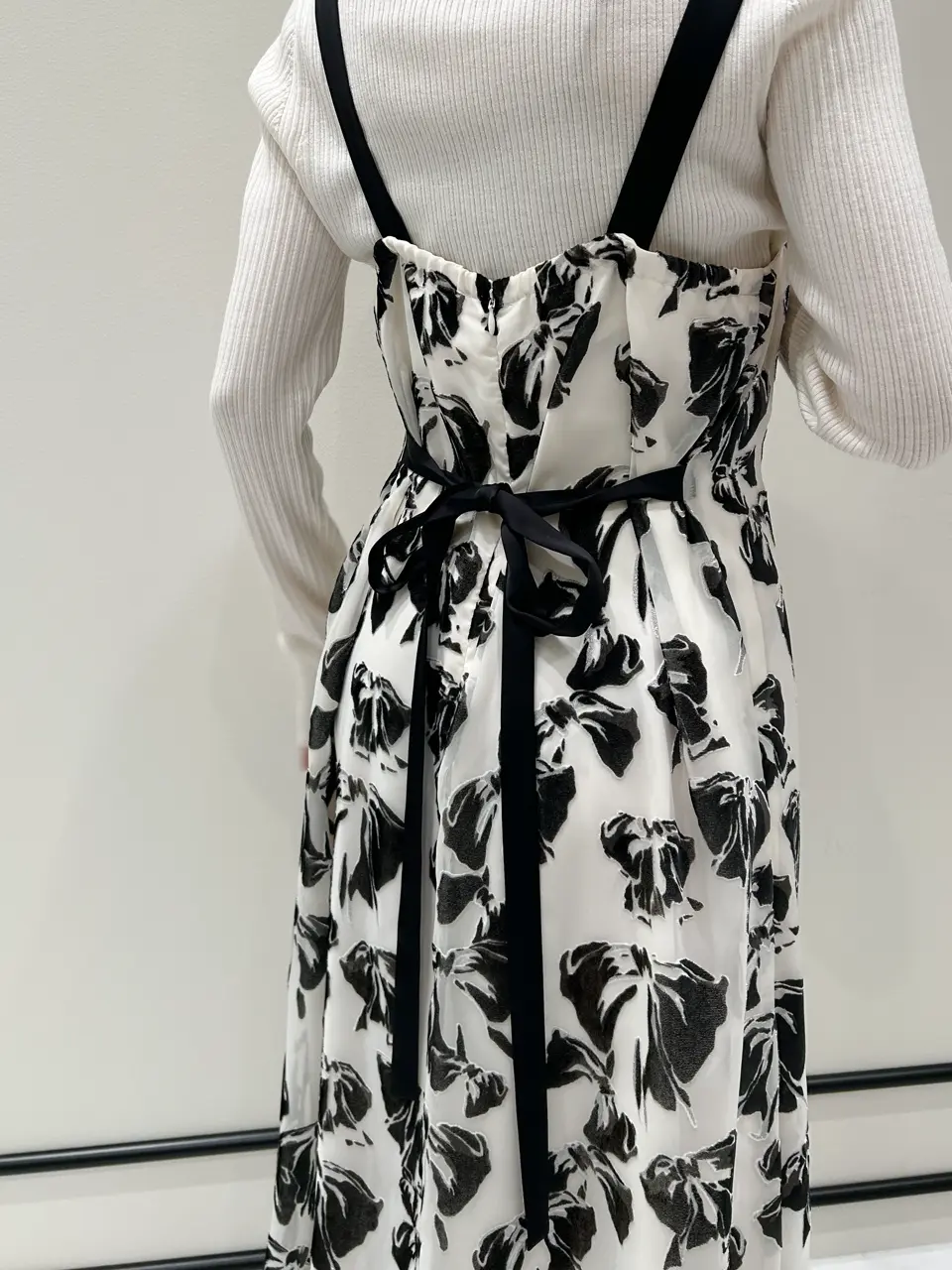 GRACE CONTINENTAL 若園　ひかり コーディネート画像