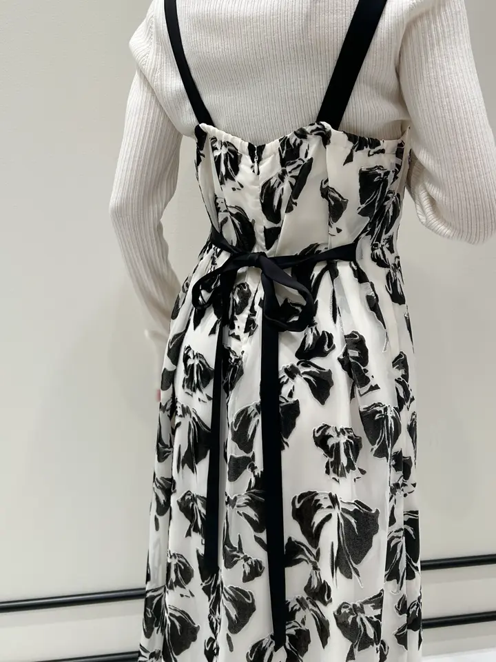 GRACE CONTINENTAL 若園　ひかり コーディネート画像