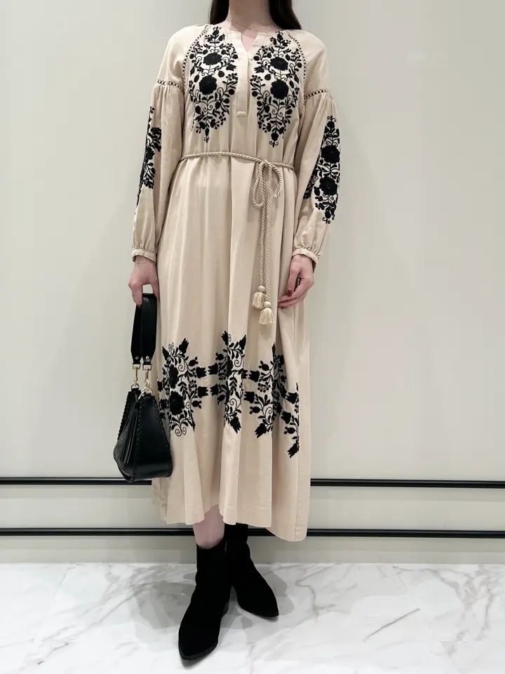 GRACE CONTINENTAL Taura コーディネート画像