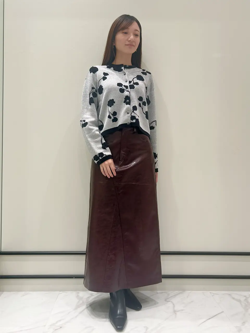  若園　ひかり コーディネート画像