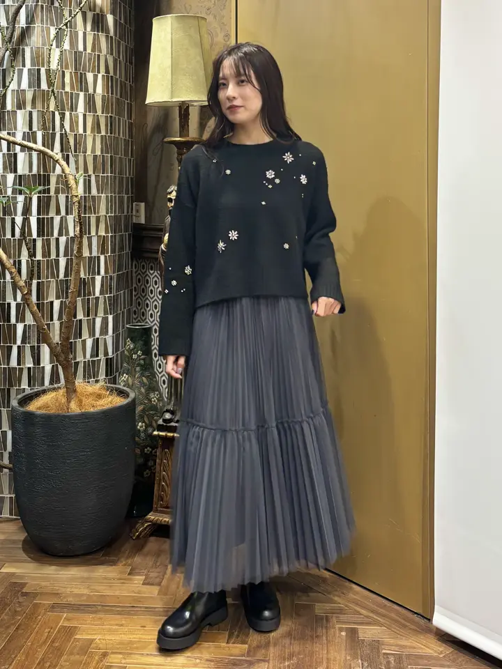 GRACE CONTINENTAL Hikaru Okada コーディネート画像