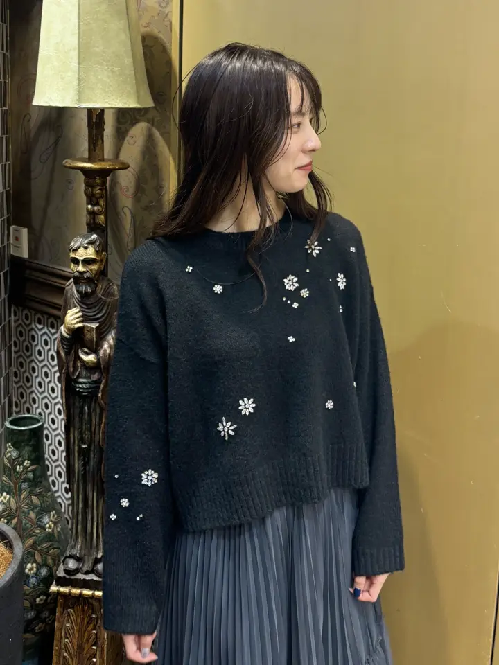 GRACE CONTINENTAL Hikaru Okada コーディネート画像