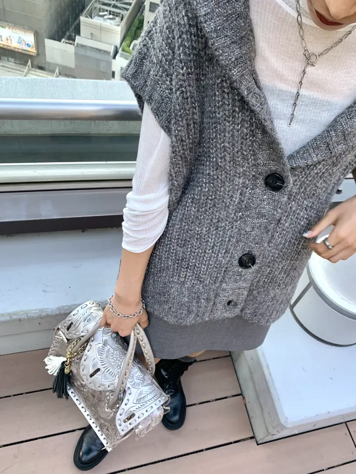 GRACE CONTINENTAL haruka iwasaki コーディネート画像