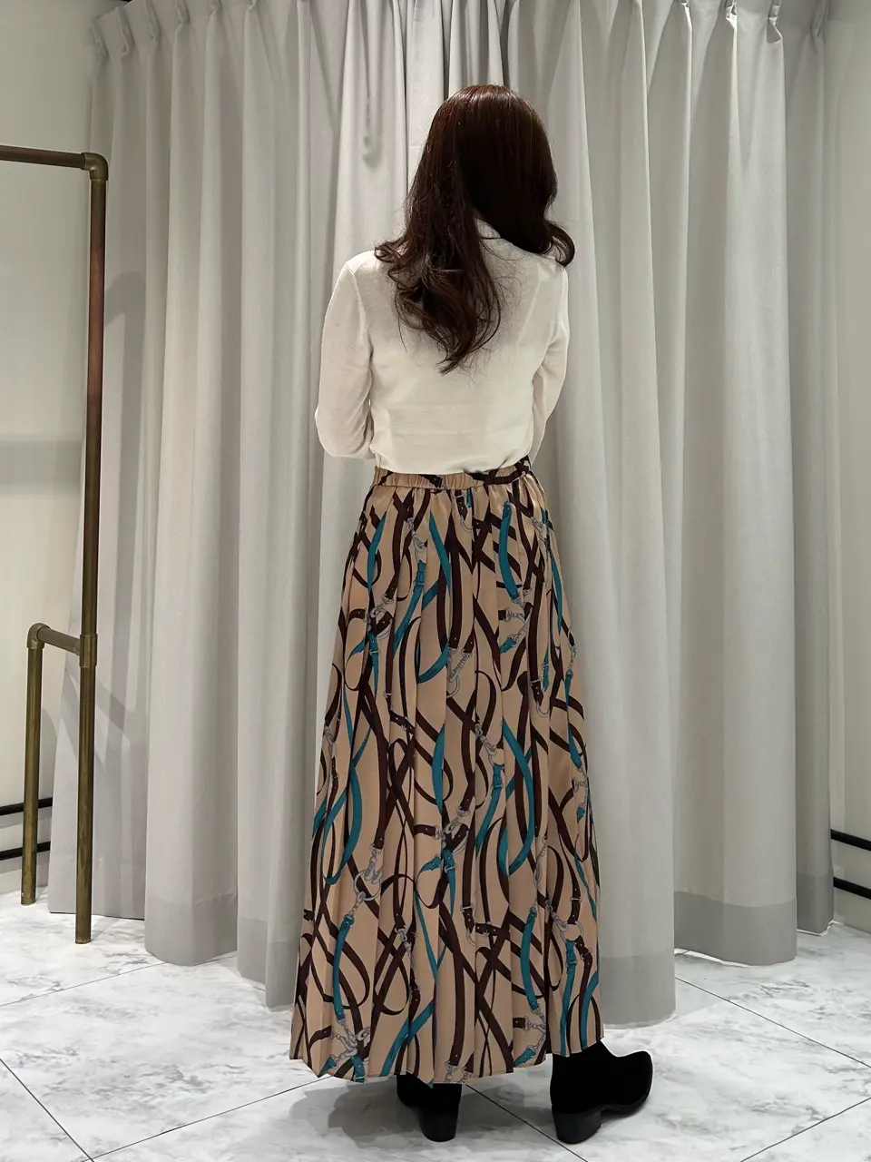 GRACE CONTINENTAL 志田　悠 コーディネート画像