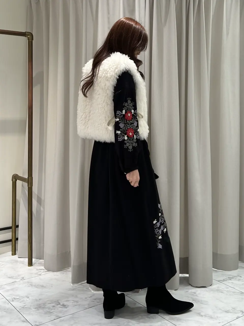 GRACE CONTINENTAL 志田　悠 コーディネート画像