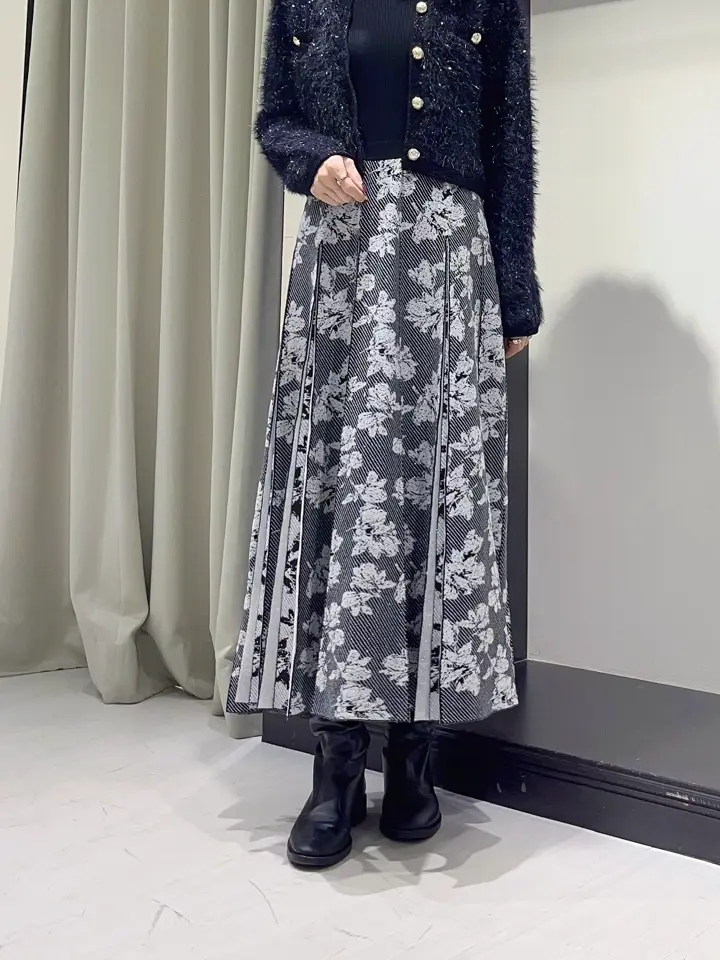 GRACE CONTINENTAL 亀田 未希 コーディネート画像