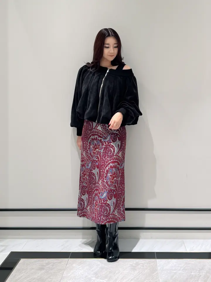 GRACE CONTINENTAL MOMOKO コーディネート画像