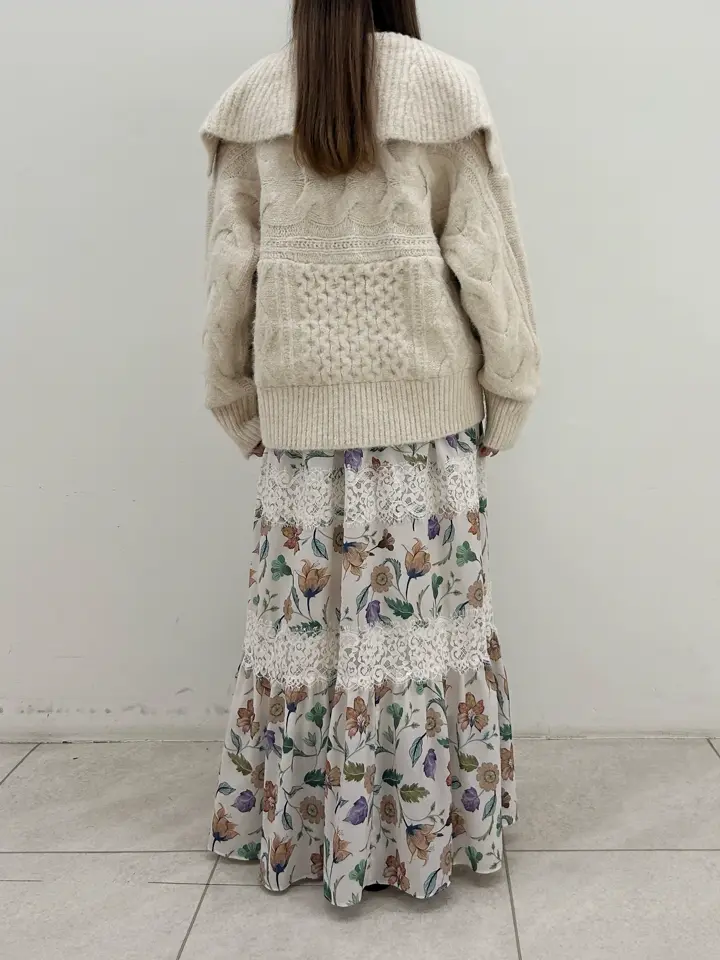 GRACE CONTINENTAL Miu Akamatsu コーディネート画像