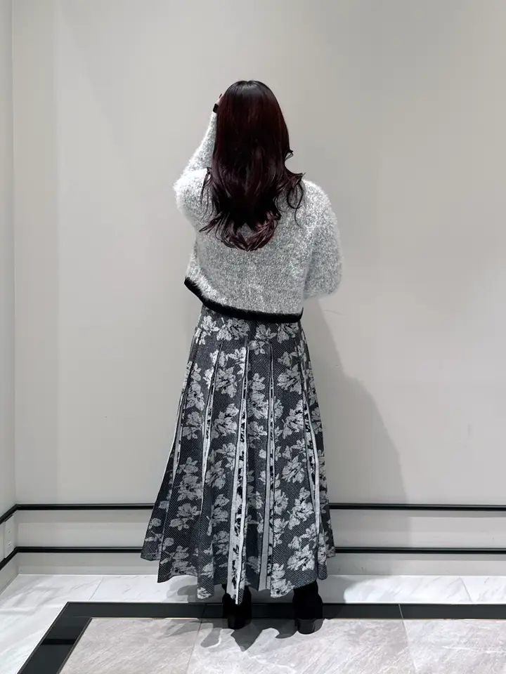 GRACE CONTINENTAL MOMOKO コーディネート画像