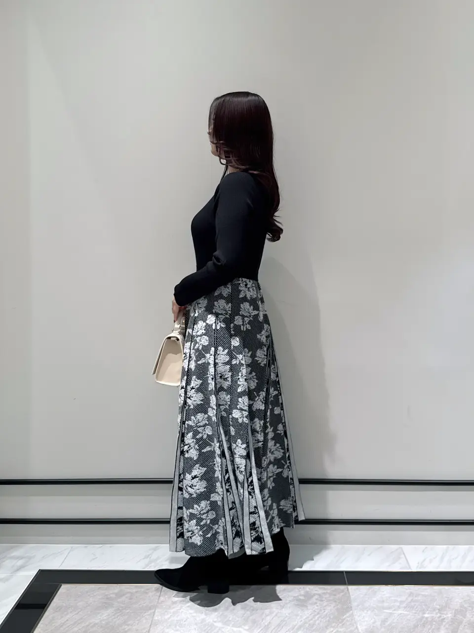 GRACE CONTINENTAL MOMOKO コーディネート画像