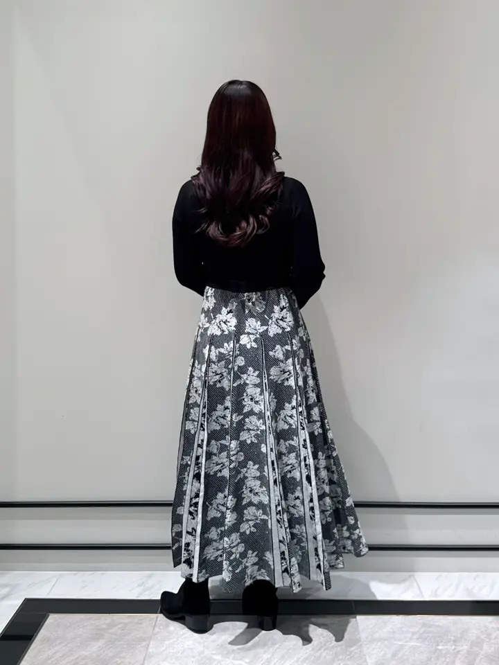 GRACE CONTINENTAL MOMOKO コーディネート画像