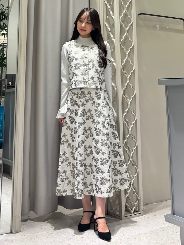 GRACE CONTINENTAL Kikuchi コーディネート画像