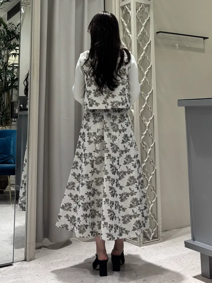 GRACE CONTINENTAL Kikuchi コーディネート画像