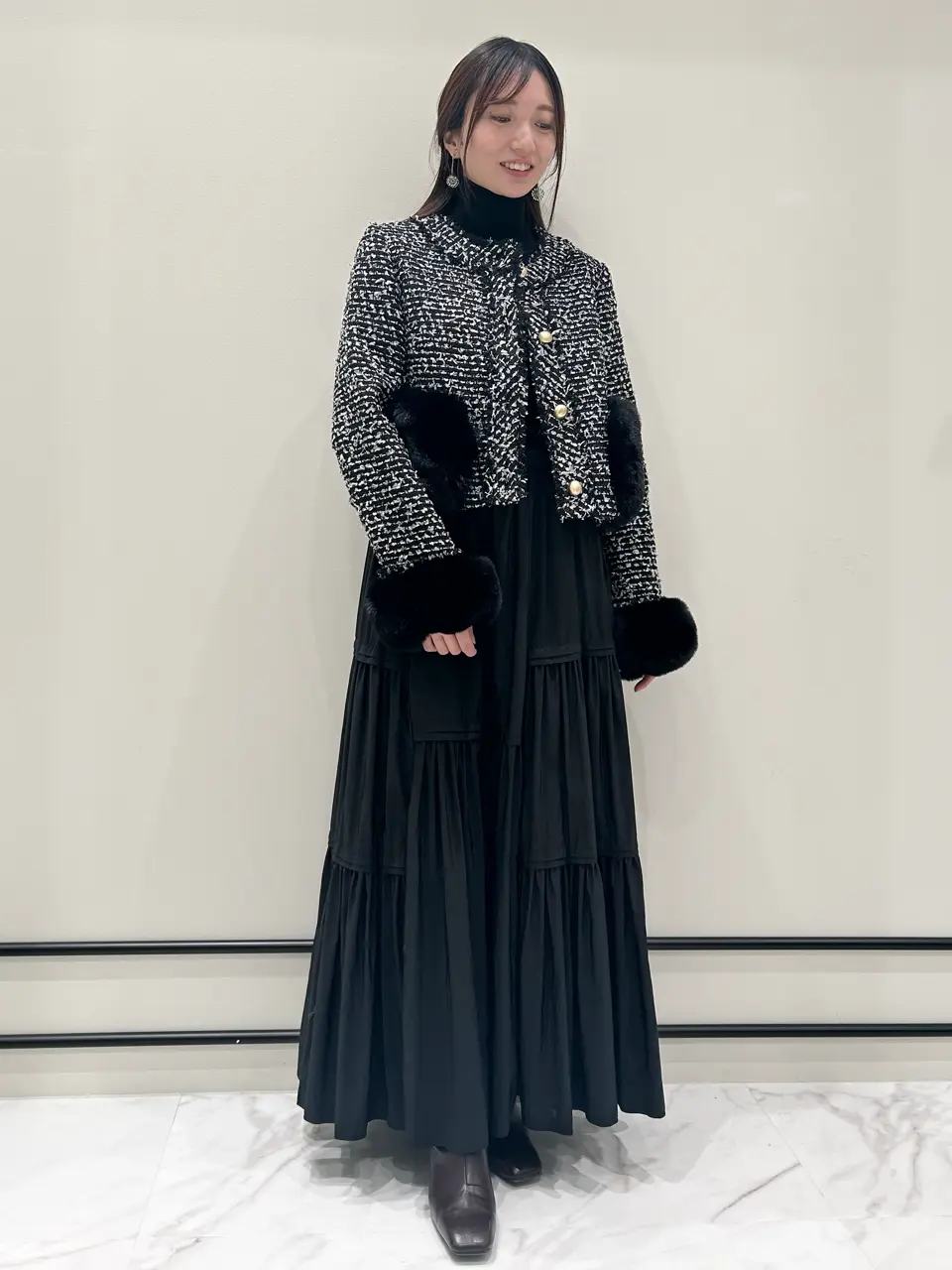  若園　ひかり コーディネート画像