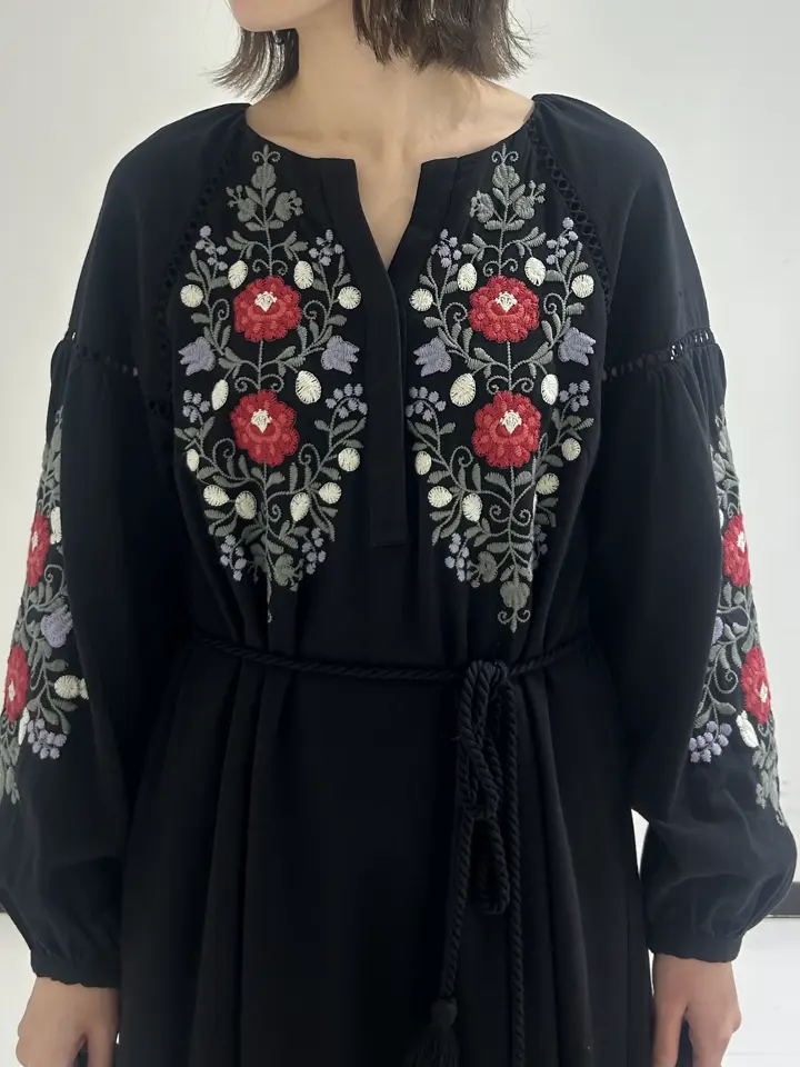 GRACE CONTINENTAL 狩野　珠季 コーディネート画像