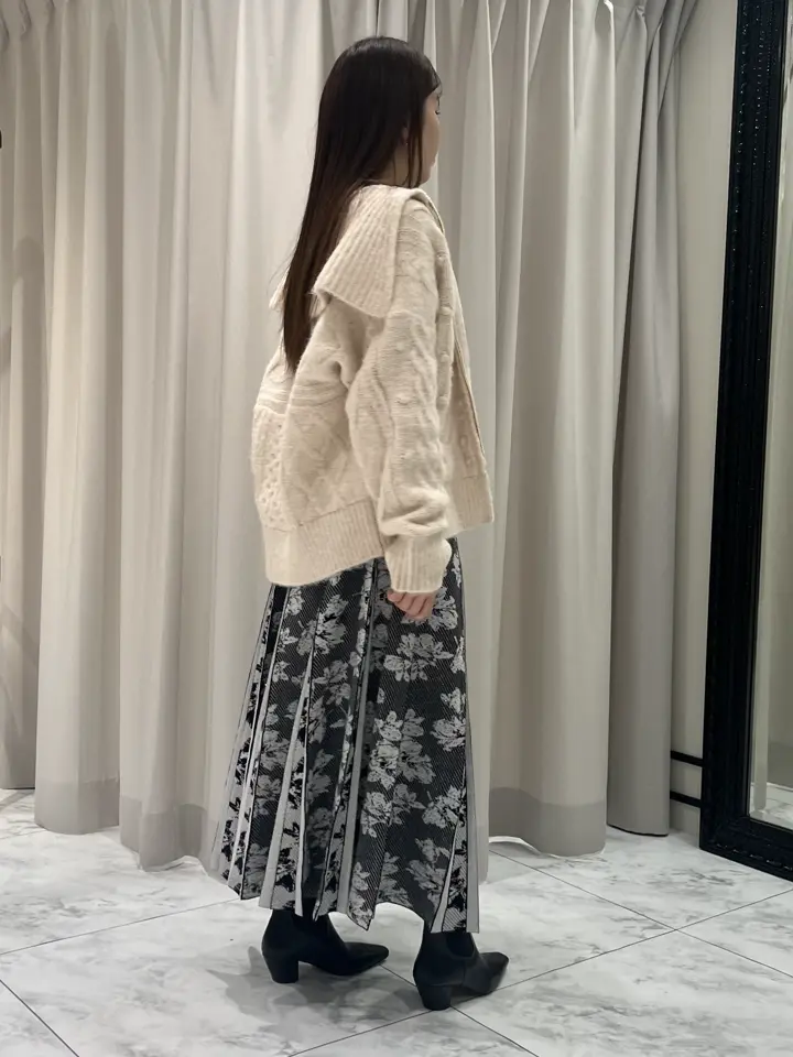 GRACE CONTINENTAL 赤坂 梨来 コーディネート画像