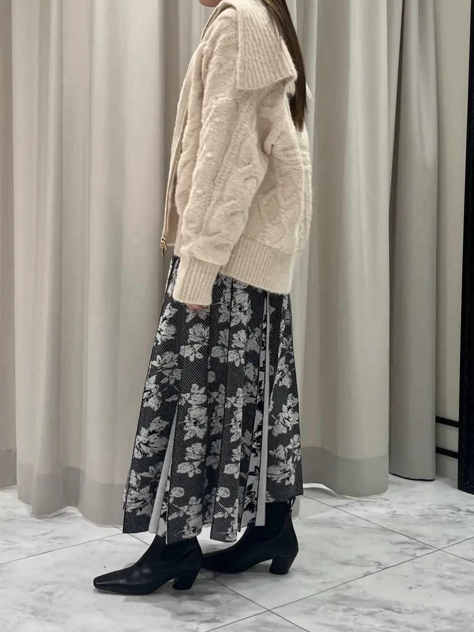 GRACE CONTINENTAL 赤坂 梨来 コーディネート画像