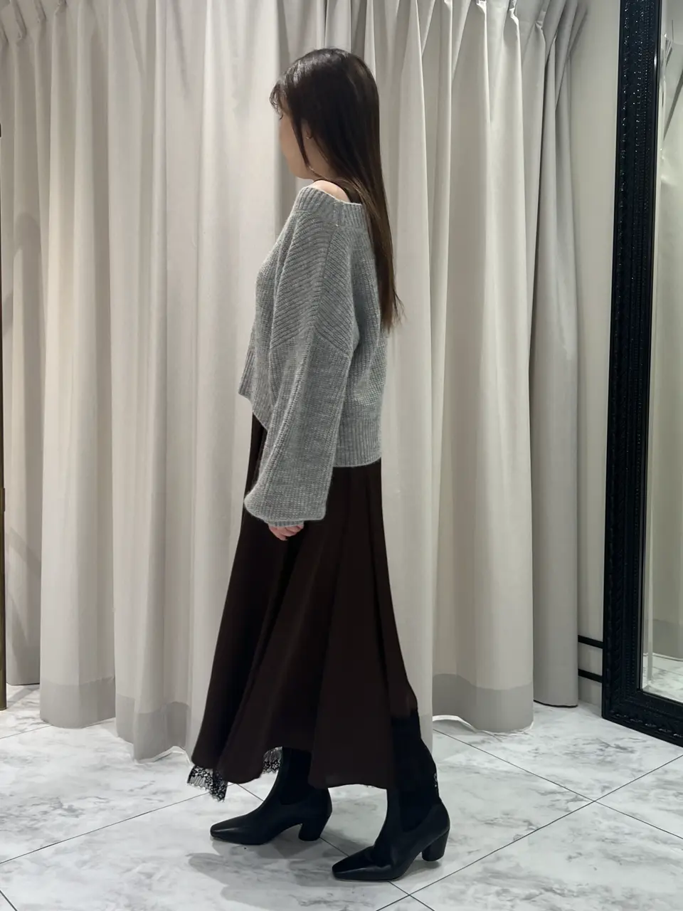 GRACE CONTINENTAL 赤坂 梨来 コーディネート画像