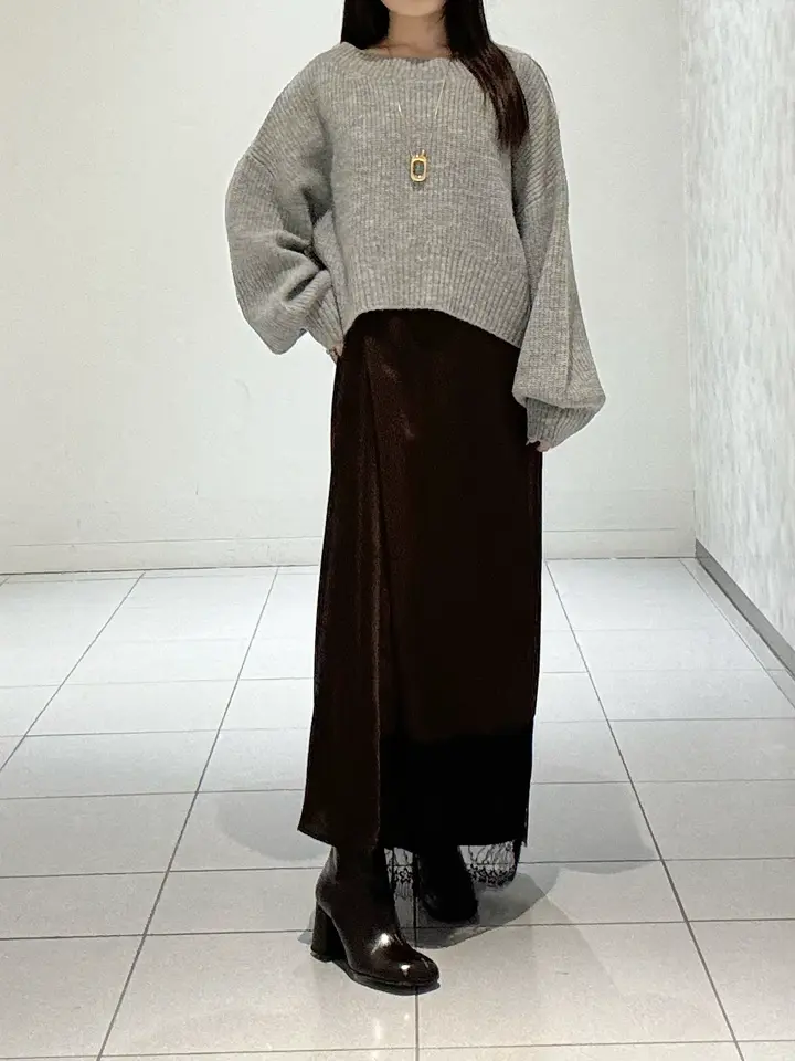 GRACE CONTINENTAL 王　宇キン コーディネート画像