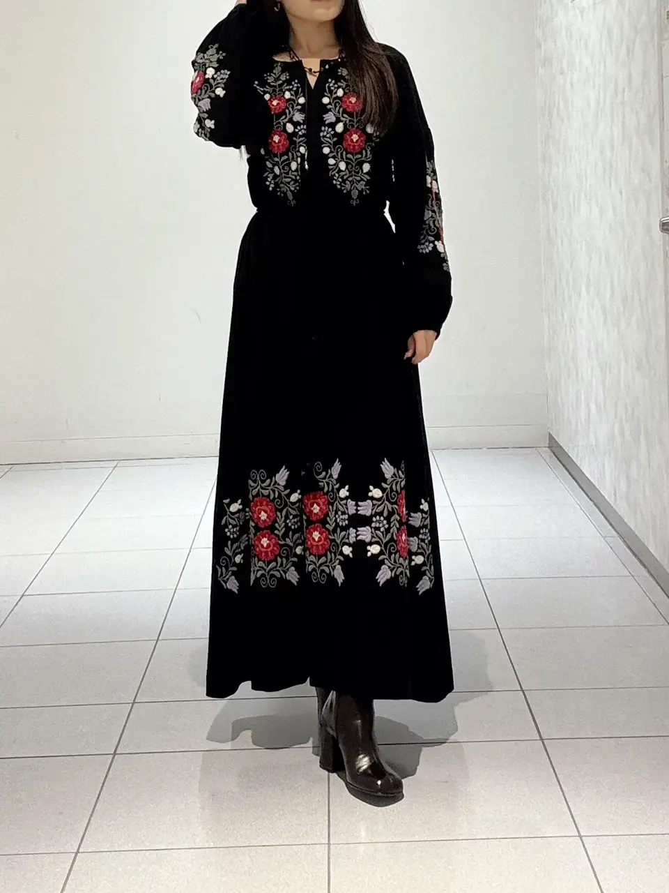 GRACE CONTINENTAL 王　宇キン コーディネート画像