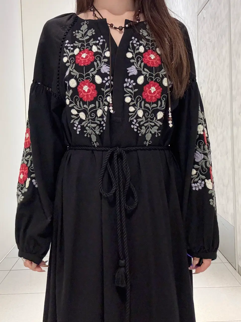 GRACE CONTINENTAL 王　宇キン コーディネート画像