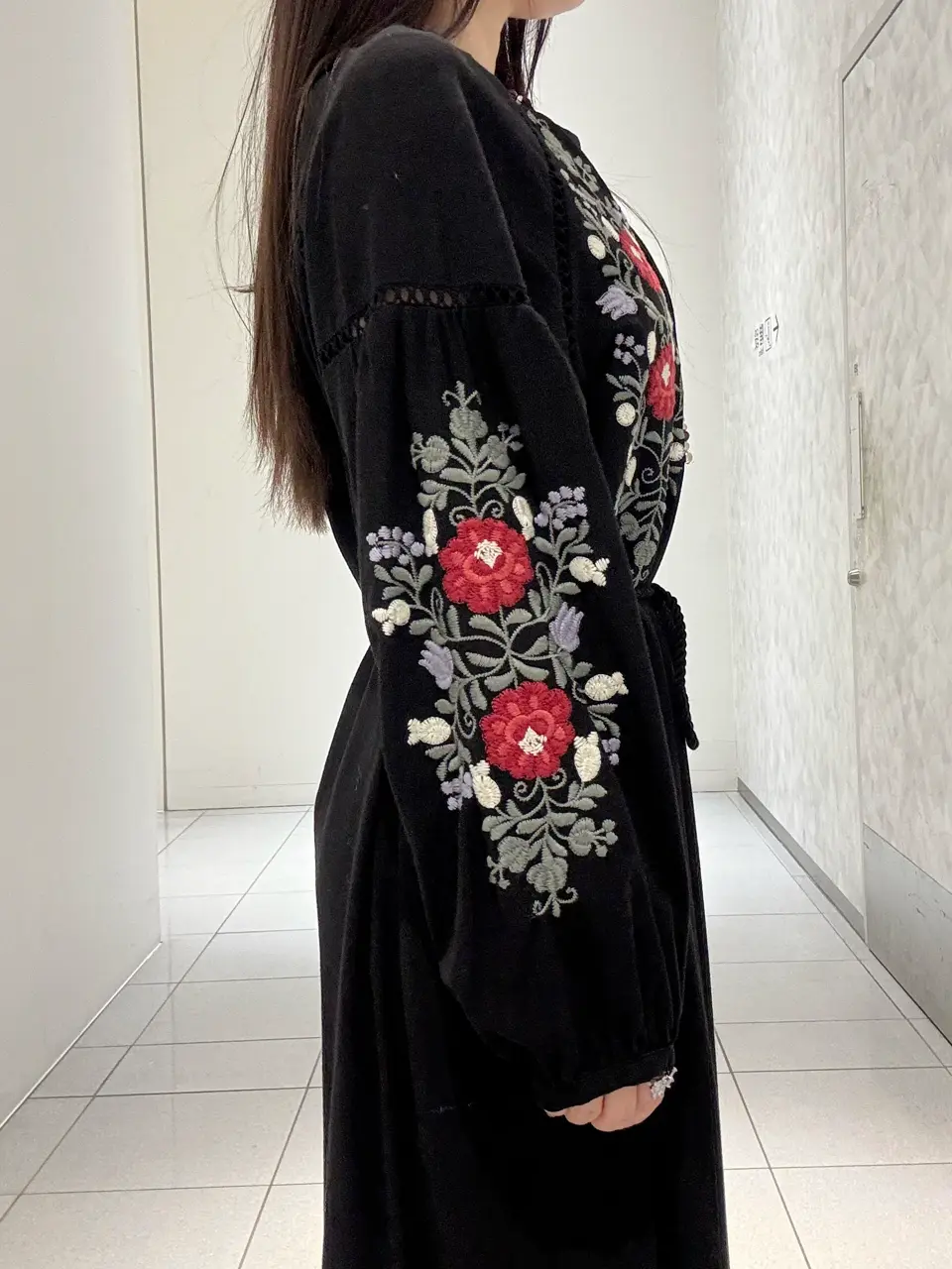 GRACE CONTINENTAL 王　宇キン コーディネート画像