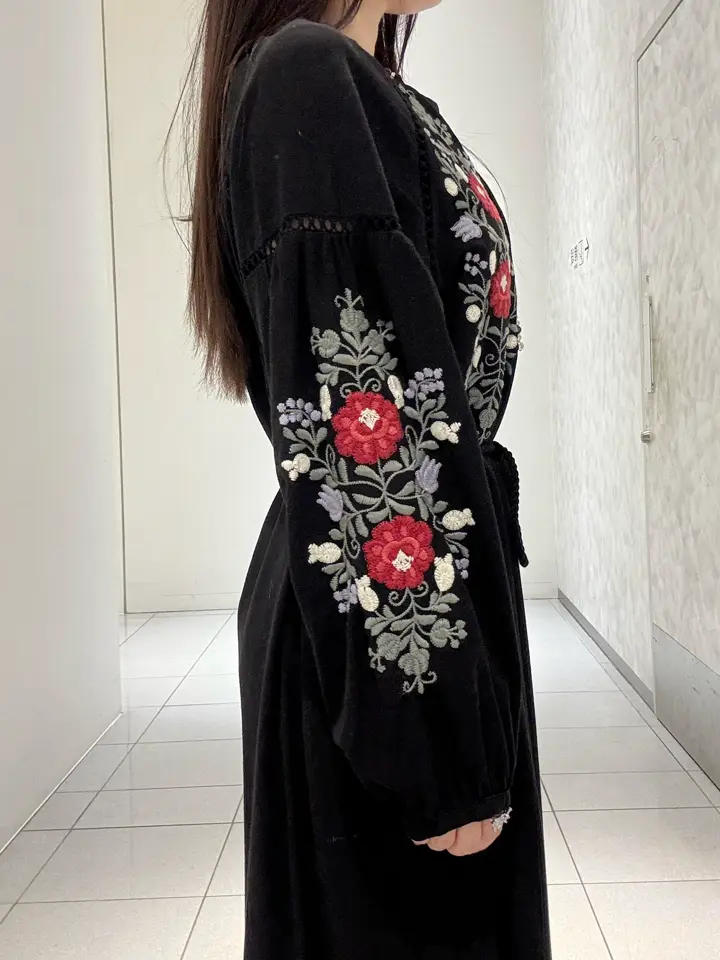 GRACE CONTINENTAL 王　宇キン コーディネート画像