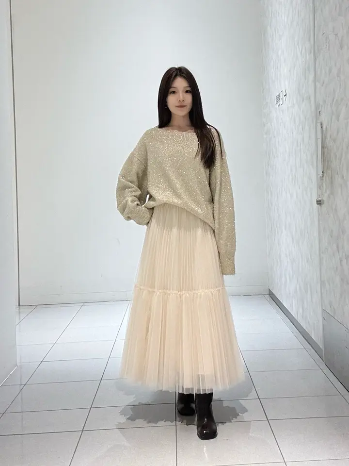 GRACE CONTINENTAL 王　宇キン コーディネート画像