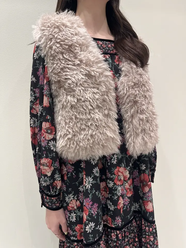 GRACE CONTINENTAL Hotei コーディネート画像