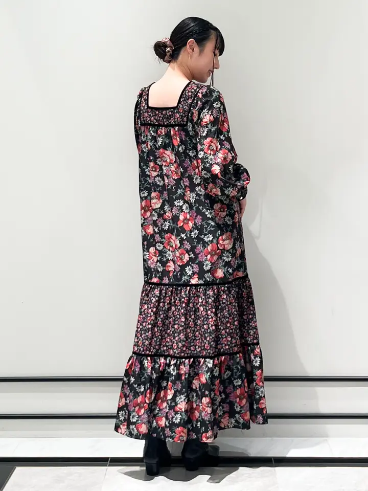 GRACE CONTINENTAL CHISAKO.S コーディネート画像