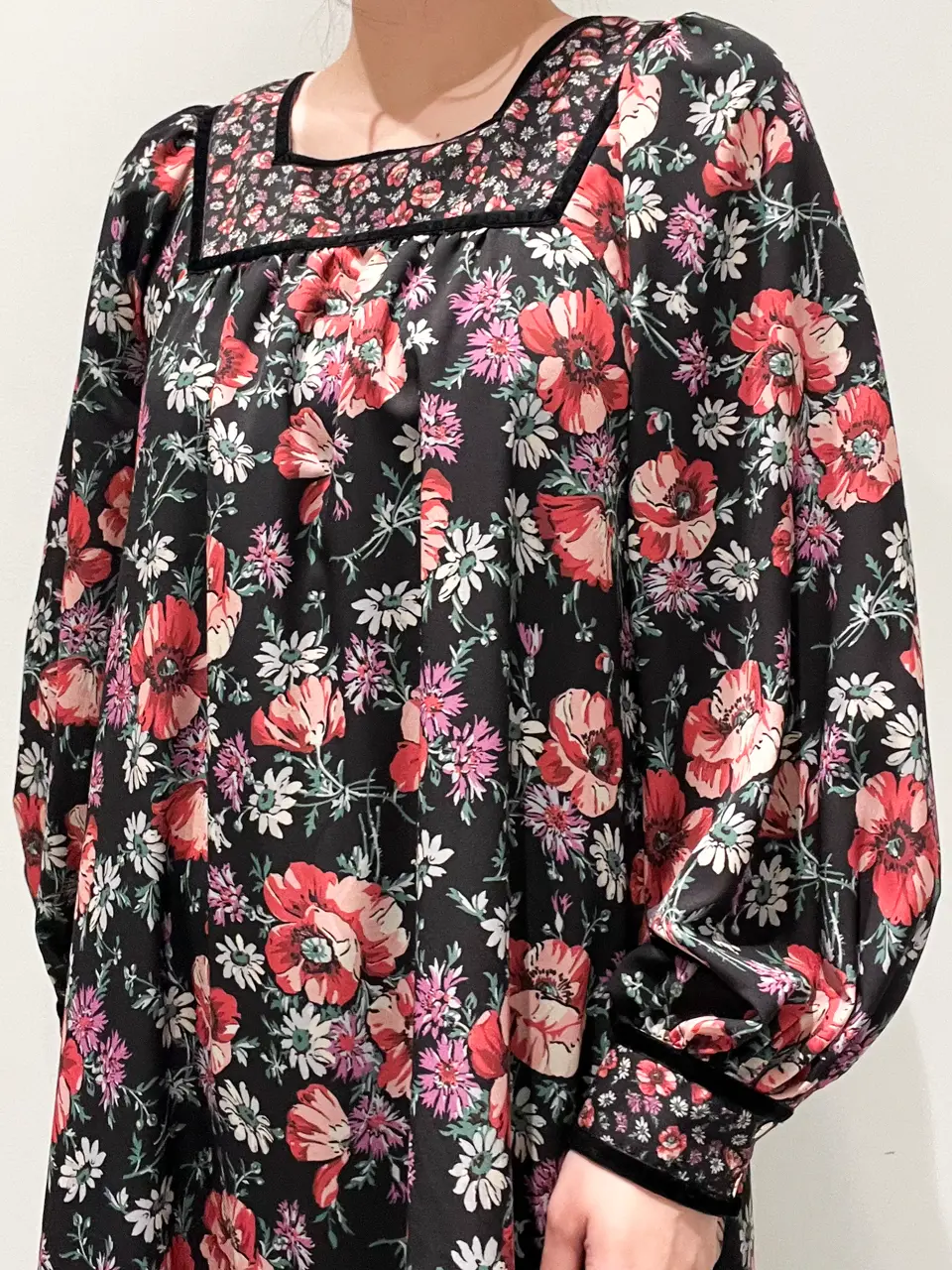 GRACE CONTINENTAL CHISAKO.S コーディネート画像