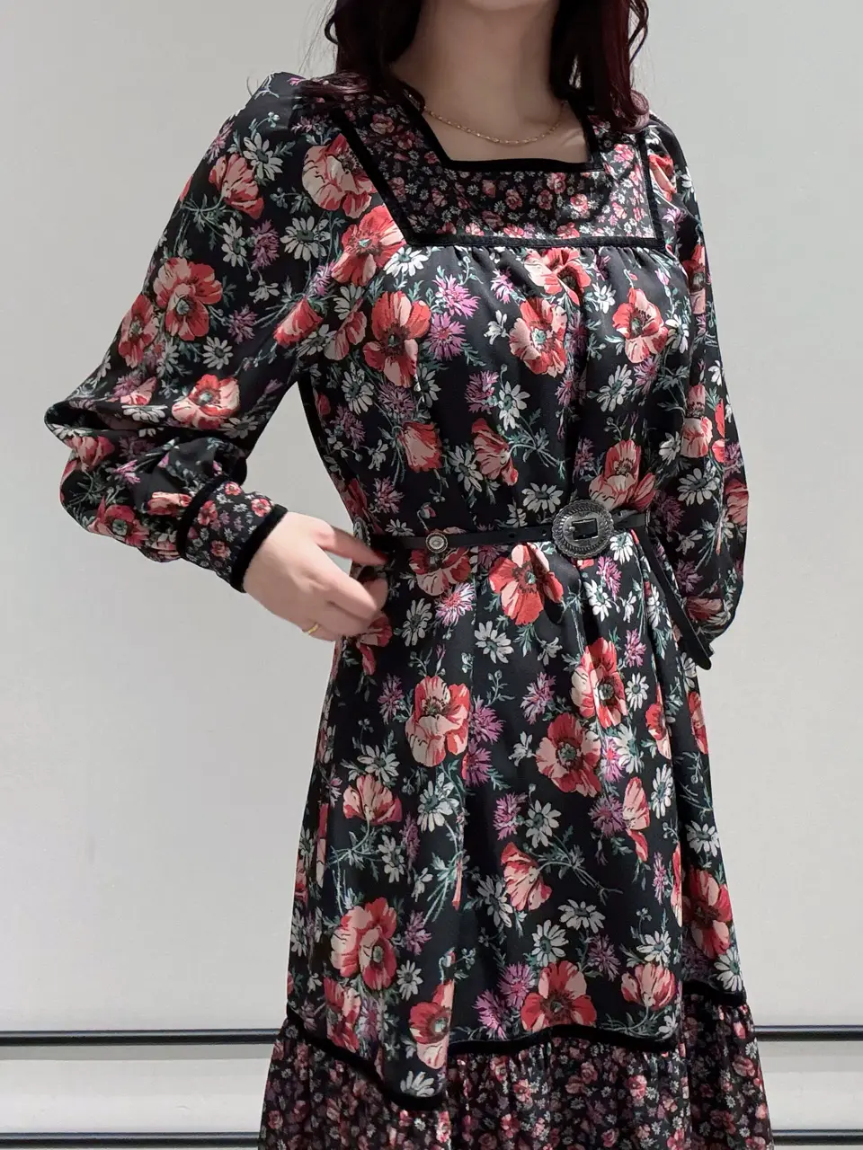 GRACE CONTINENTAL MOMOKO コーディネート画像