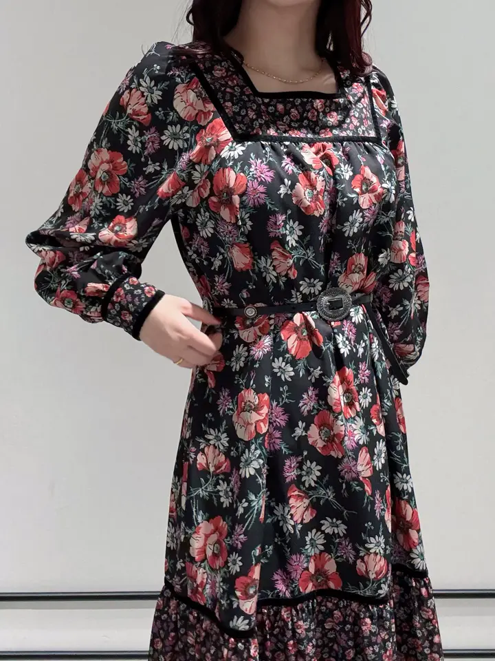 GRACE CONTINENTAL MOMOKO コーディネート画像