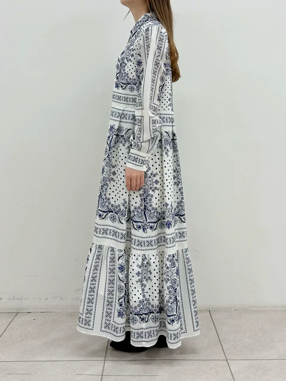 GRACE CONTINENTAL Miu Akamatsu コーディネート画像