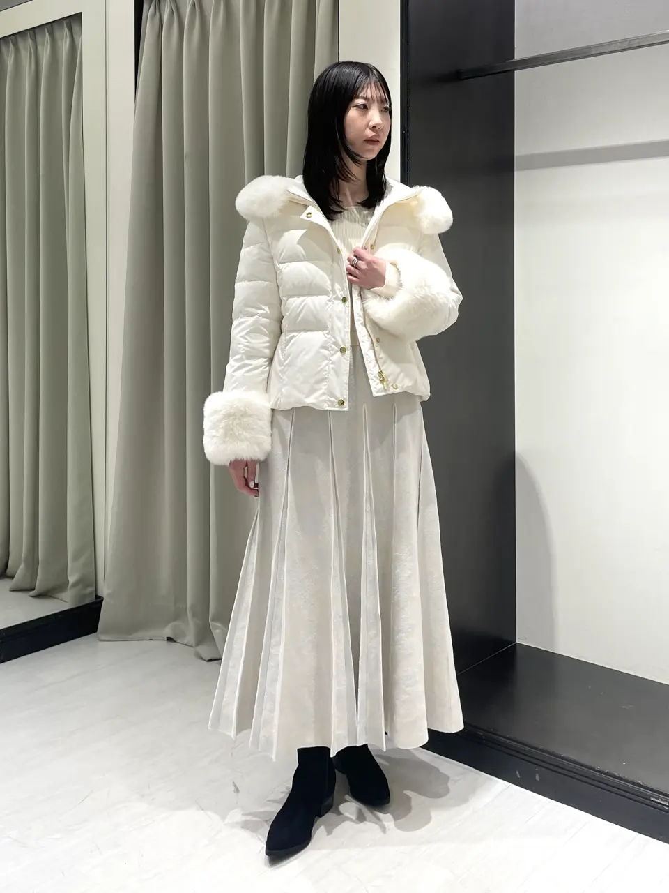  小林　莉子 コーディネート画像