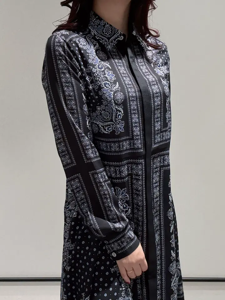 GRACE CONTINENTAL MOMOKO コーディネート画像