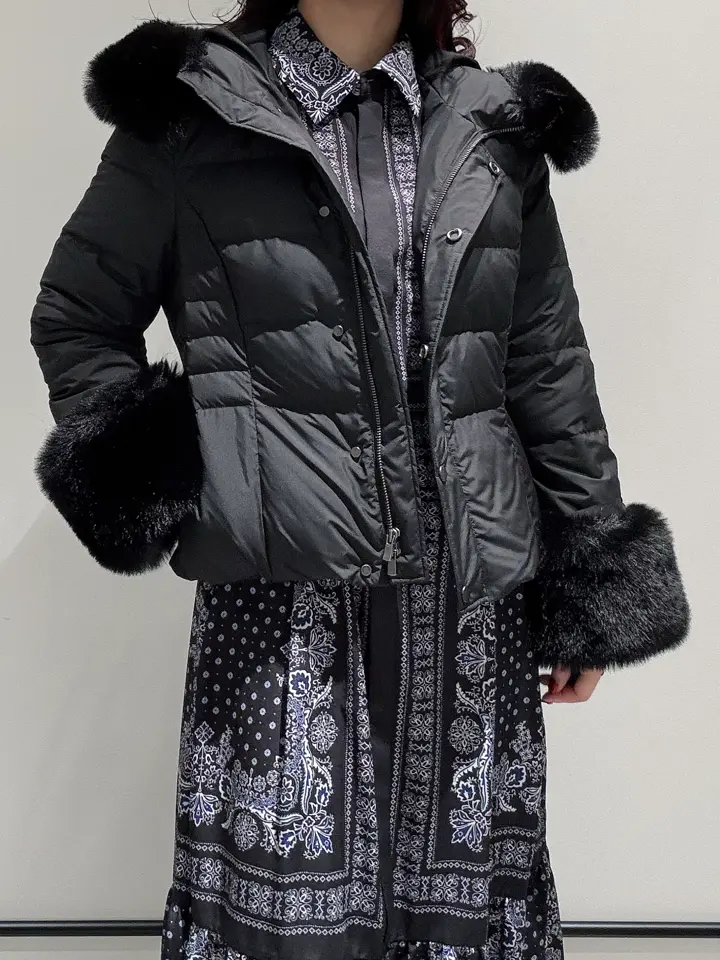 GRACE CONTINENTAL MOMOKO コーディネート画像