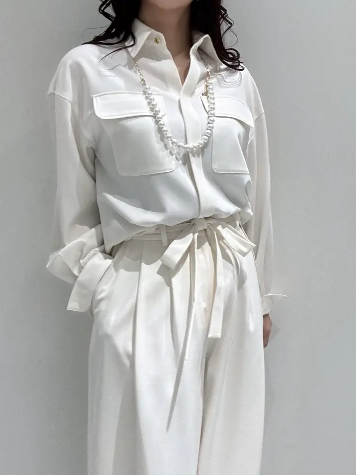 GRACE CONTINENTAL MOMOKO コーディネート画像