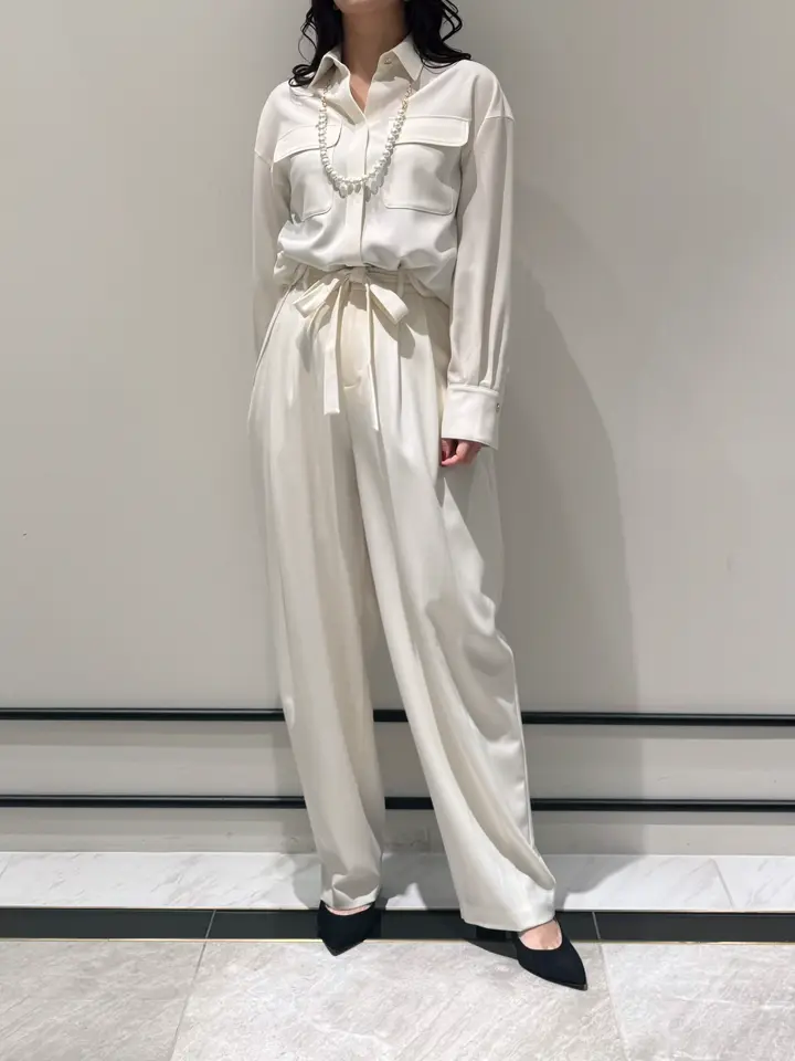 GRACE CONTINENTAL MOMOKO コーディネート画像