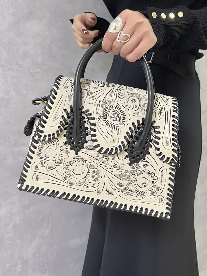 GRACE CONTINENTAL NORIA コーディネート画像